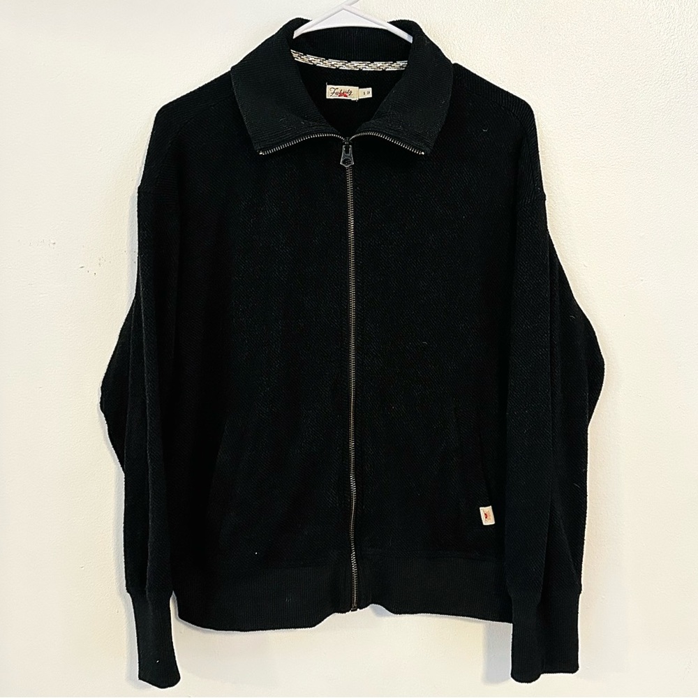 Faherty Women's Black Zip-Up Sweater